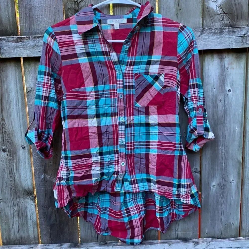 Love Fire Checkered button down top sz. S